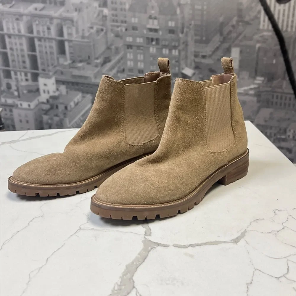 Steve Madden HIGHLINE Suede Ankle Booties Chelsea Boots Sand Tan 9.5